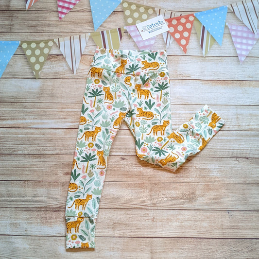 The gorgeous and elegant floral cheetah leggings. Handmade using floral cheetah cotton jersey.