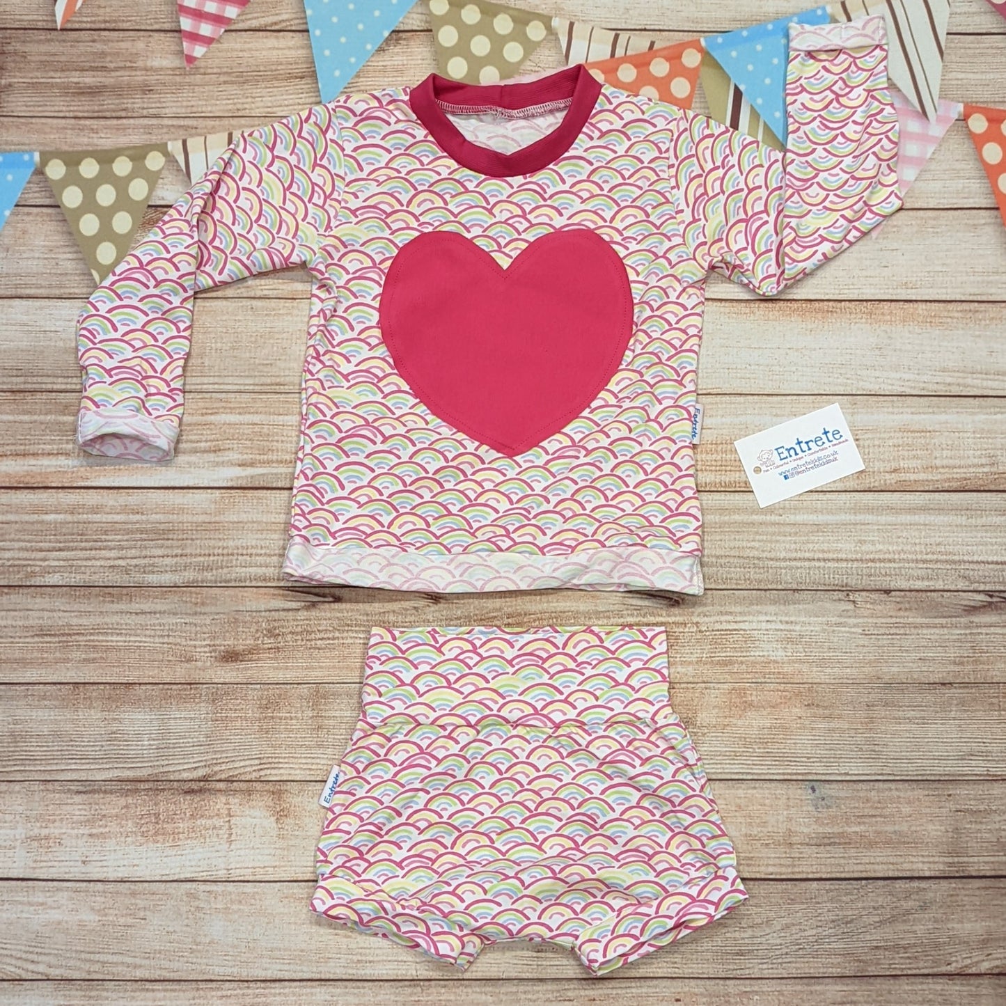 The adorable mini rainbows heart long sleeved T-Shirt. Shown as an outfit with mini rainbows on white shorts (sold separately).