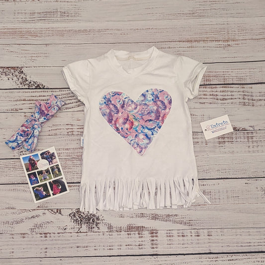 Bubblegum pink bubbles heart, tassel tee. Handmade using white cotton jersey and gorgeous bubblegum pink bubbles cotton jersey in a beautiful heart design. Soft, comfortable, stylish and with a splash of beautiful colours. Complete the look with matching pink bubbles leggings or shorts.