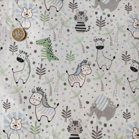 Your gift set will be handmade using light blue kids animals cotton jersey.